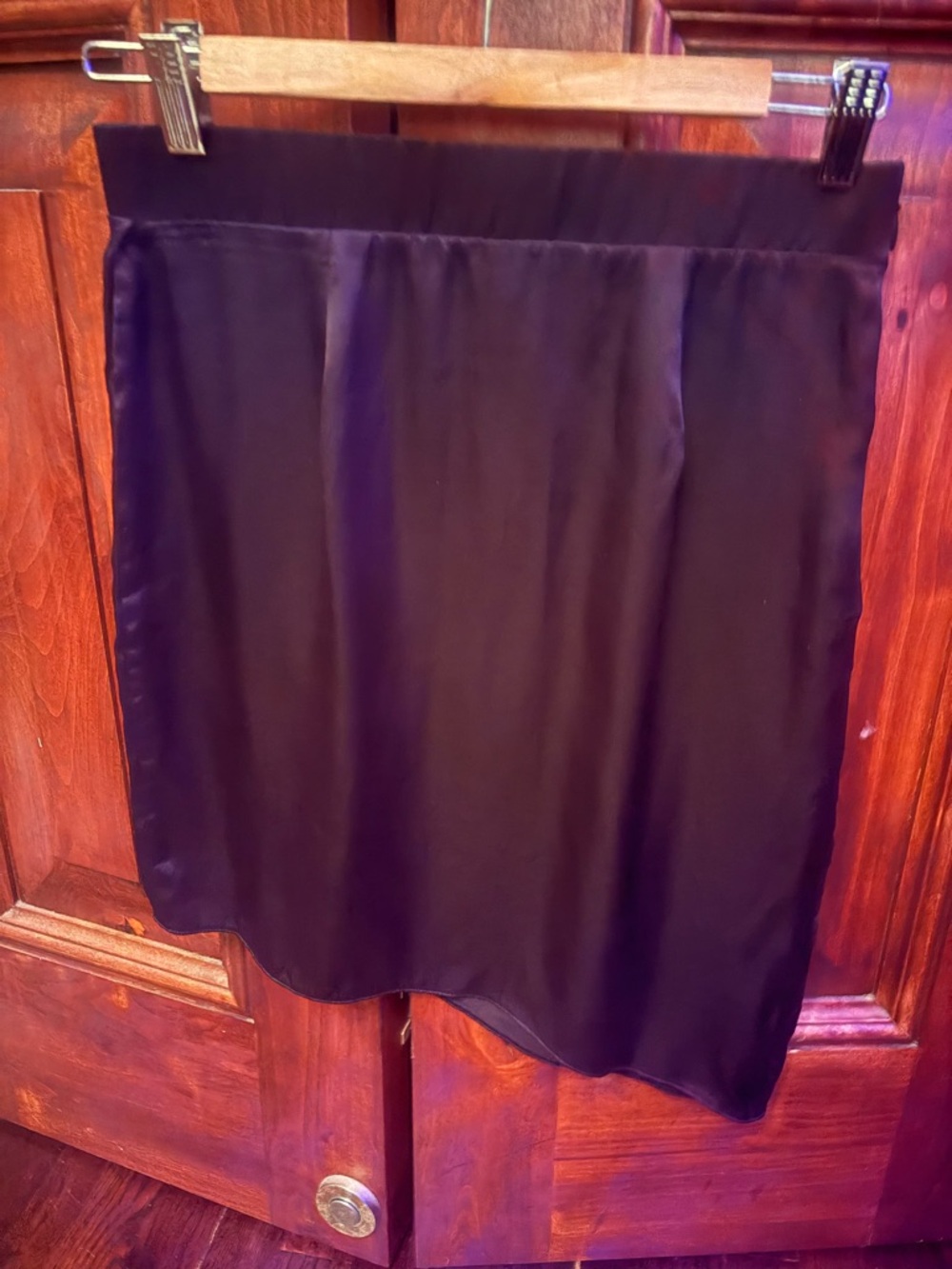 Maison Close 100% Silk skirt with slit - Picture 3 of 7